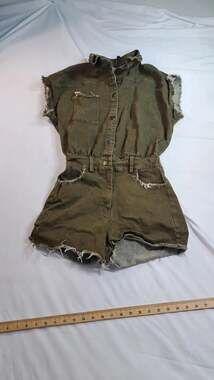Uptown Womens Olive Green Distressed Utility Romper Jumpsuit SMALL Short